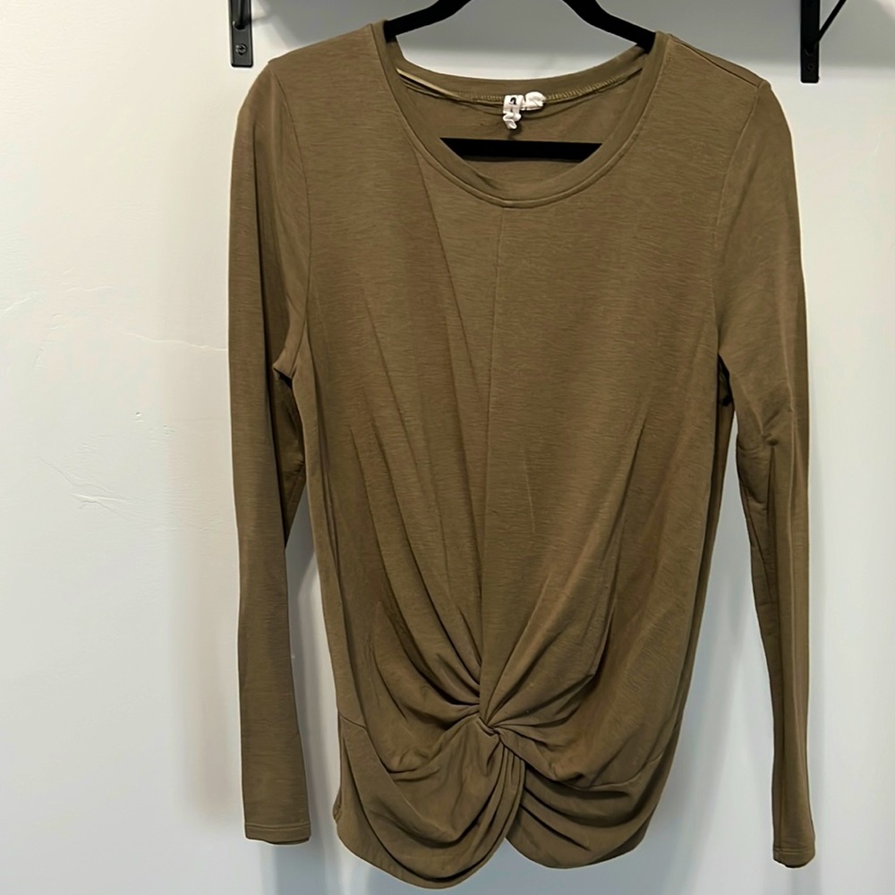 CABLE & GAUGE | Casual Green Knotted Long Sleeve Top